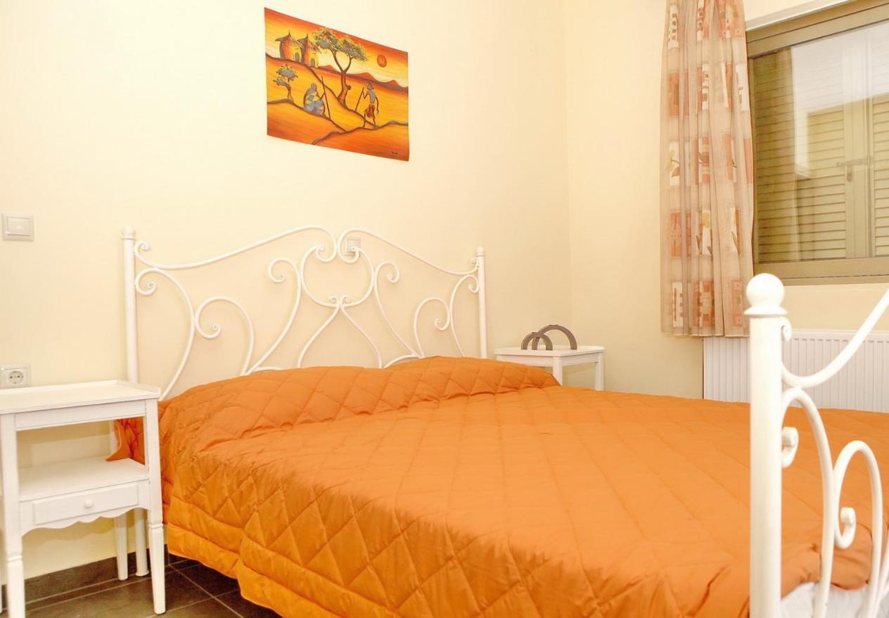 Provenzo And Meliti Villas Lourdata  Exteriör bild